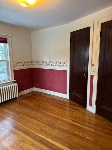 8 South Terrace, Auburn, MA 01501