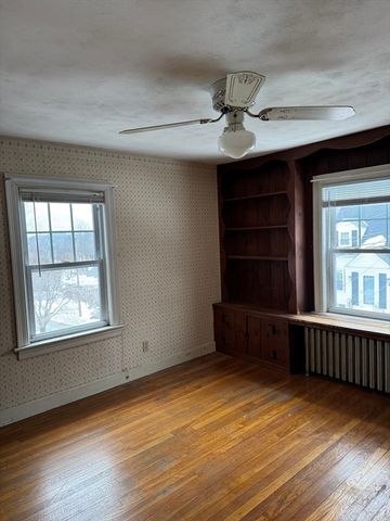 8 South Terrace, Auburn, MA 01501