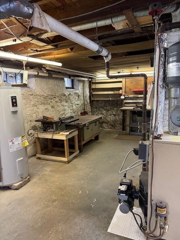 8 South Terrace, Auburn, MA 01501