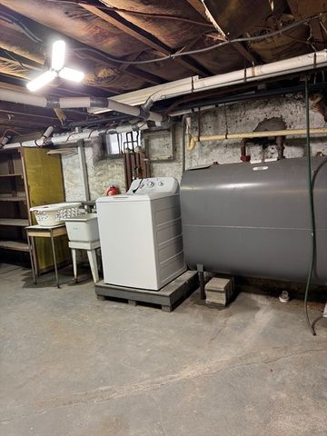 8 South Terrace, Auburn, MA 01501