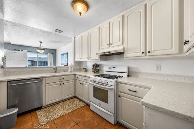 931 S Sutter Creek, Anaheim, CA 92804