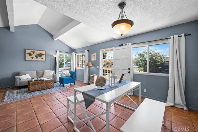 931 S Sutter Creek, Anaheim, CA 92804