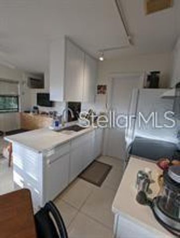 145 10TH AVENUE N 9, St Petersburg, FL 33701