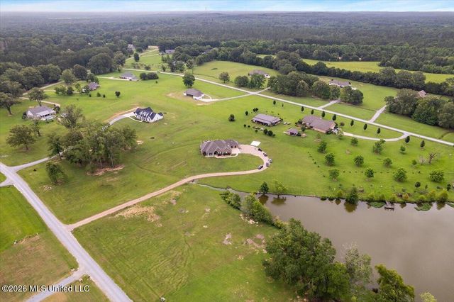 140 Winchester Drive, Flora, MS 39071
