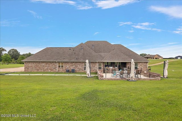 140 Winchester Drive, Flora, MS 39071