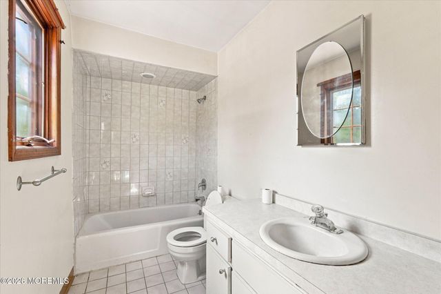 179 School Road E, Marlboro, NJ 07746