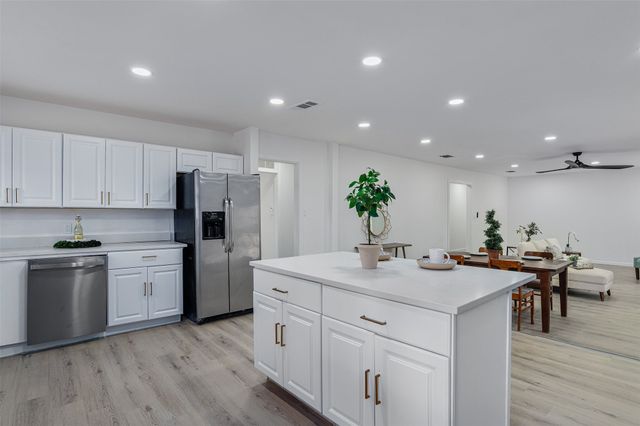 6885 N Park Drive, Shreveport, LA 71107