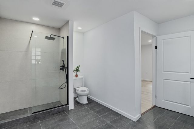 6885 N Park Drive, Shreveport, LA 71107