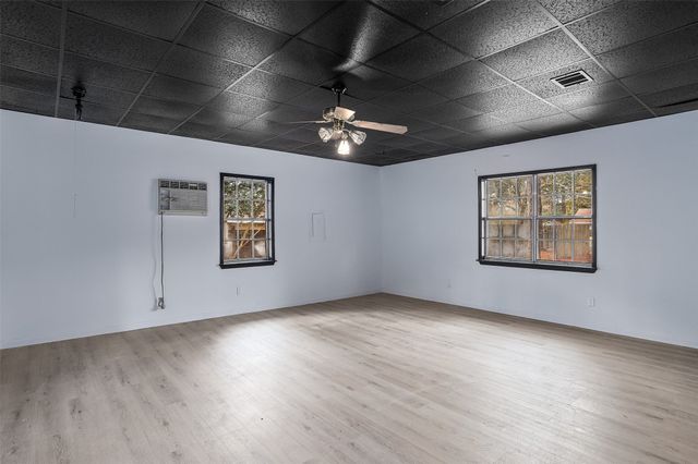 6885 N Park Drive, Shreveport, LA 71107