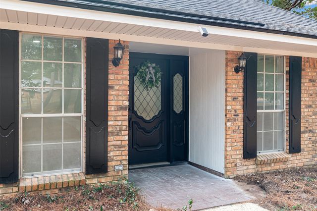 6885 N Park Drive, Shreveport, LA 71107