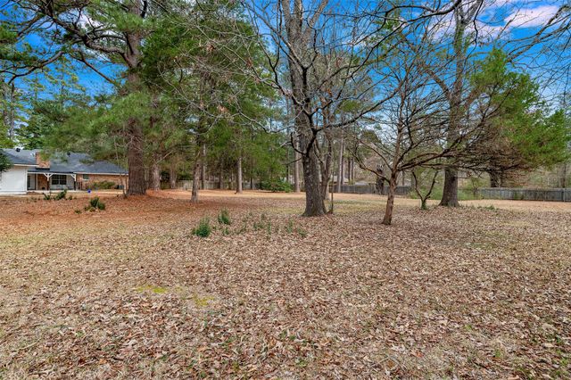 6885 N Park Drive, Shreveport, LA 71107