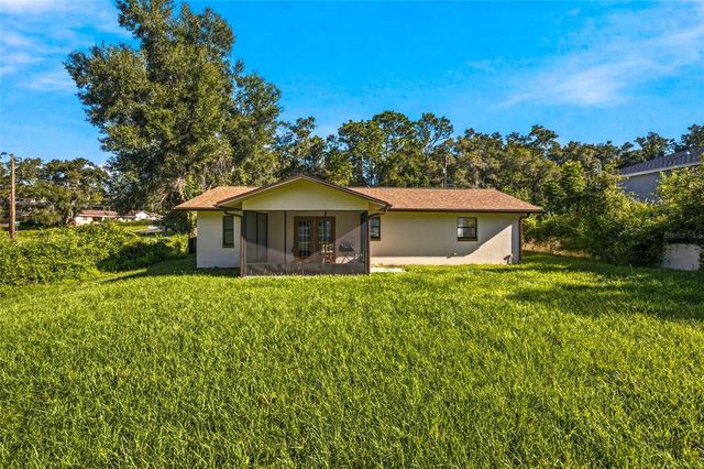 105 E HARVARD STREET, Inverness, FL 34452