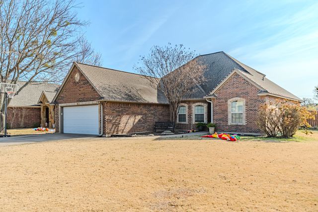 1008 Elk Ridge Drive, Stephenville, TX 76401