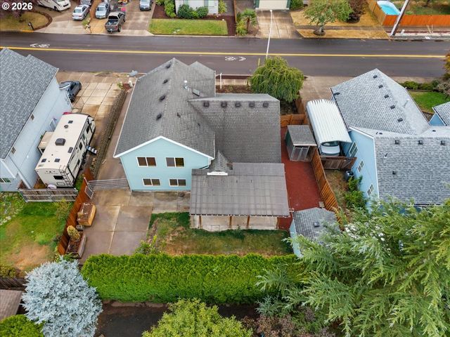 1437 Ne Grandhaven St, Mc Minnville, OR 97128