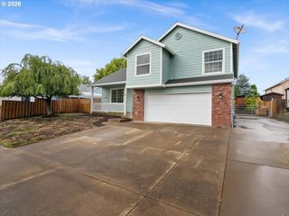 1437 Ne Grandhaven St, Mc Minnville, OR 97128