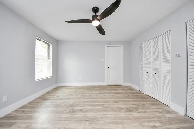 503 Schilling Street, Baytown, TX 77520