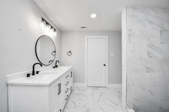 503 Schilling Street, Baytown, TX 77520