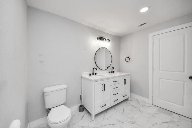 503 Schilling Street, Baytown, TX 77520