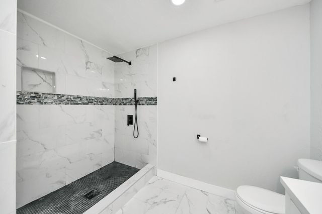 503 Schilling Street, Baytown, TX 77520