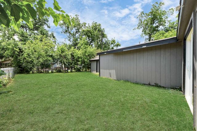 503 Schilling Street, Baytown, TX 77520