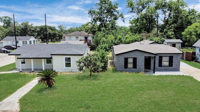 503 Schilling Street, Baytown, TX 77520