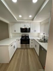 470 S Ranchview Circle 46, Anaheim Hills, CA 92807