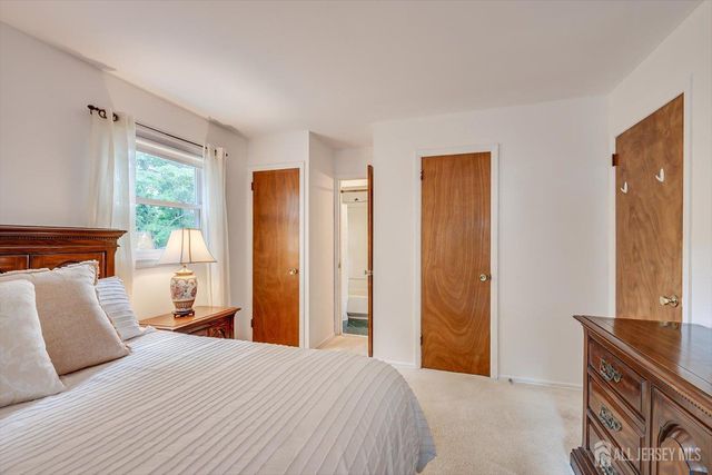 48 Frost Avenue, Edison, NJ 08820