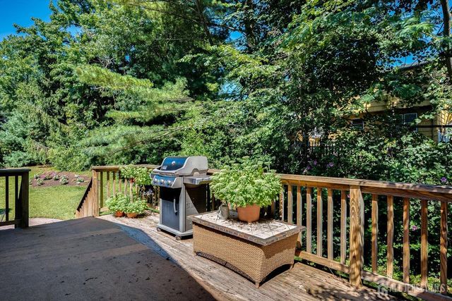 48 Frost Avenue, Edison, NJ 08820