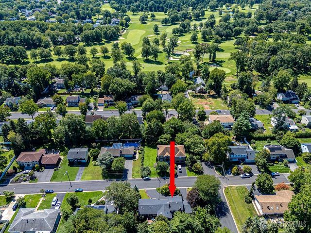 48 Frost Avenue, Edison, NJ 08820