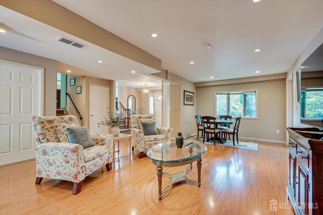 48 Frost Avenue, Edison, NJ 08820