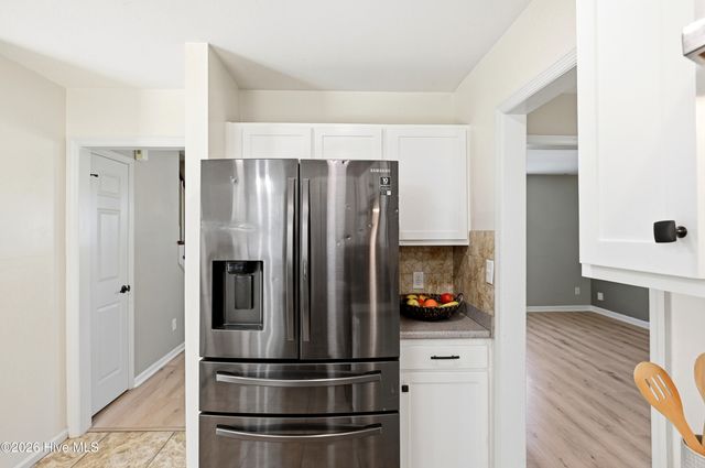 111 Skipping Stone Lane, Jacksonville, NC 28546