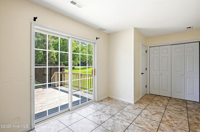 111 Skipping Stone Lane, Jacksonville, NC 28546