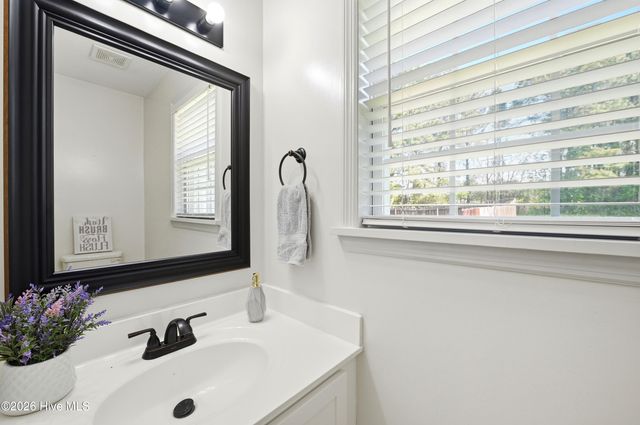 111 Skipping Stone Lane, Jacksonville, NC 28546