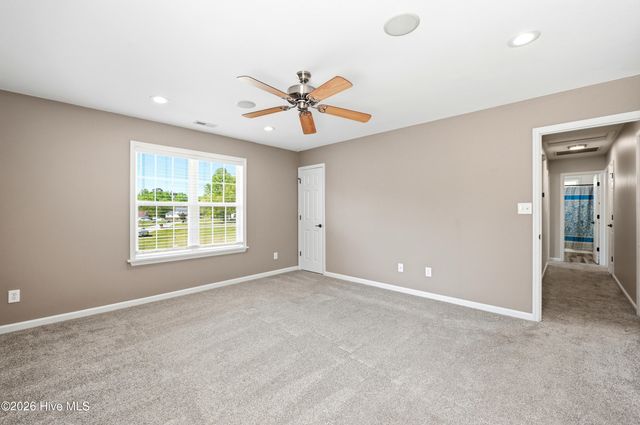 111 Skipping Stone Lane, Jacksonville, NC 28546