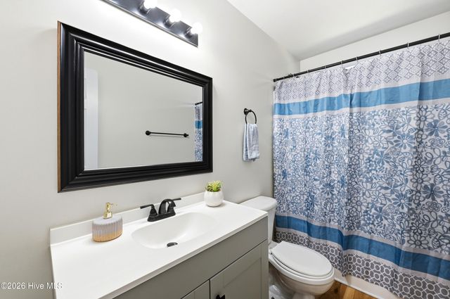 111 Skipping Stone Lane, Jacksonville, NC 28546