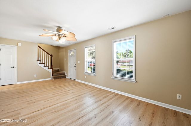 111 Skipping Stone Lane, Jacksonville, NC 28546