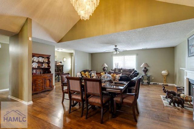 1956 Heathrow Drive, Hinesville, GA 31313