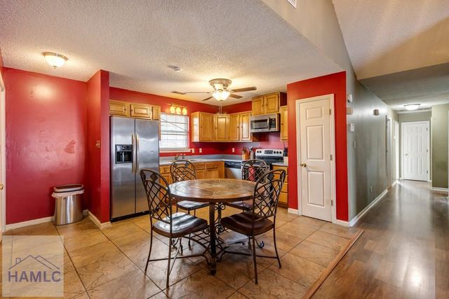 1956 Heathrow Drive, Hinesville, GA 31313