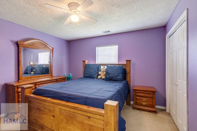 1956 Heathrow Drive, Hinesville, GA 31313