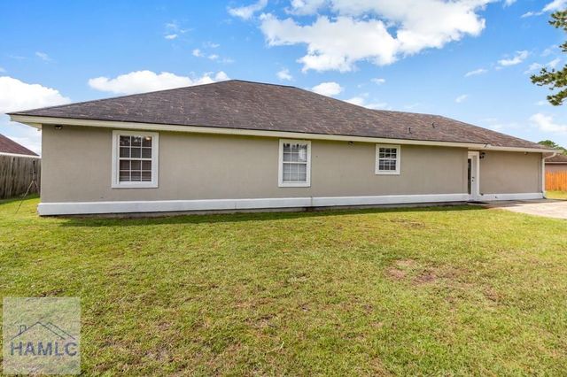 1956 Heathrow Drive, Hinesville, GA 31313