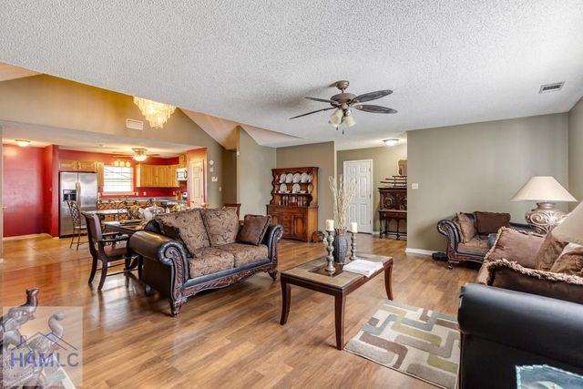 1956 Heathrow Drive, Hinesville, GA 31313