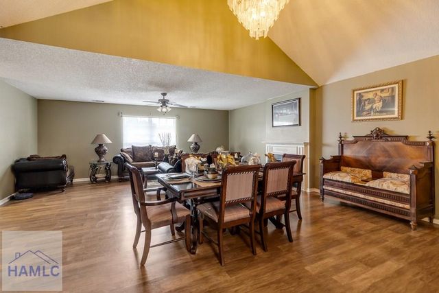 1956 Heathrow Drive, Hinesville, GA 31313