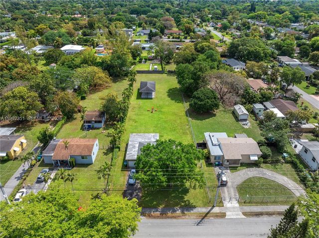 14031 NW 5th Avenue, Miami, FL 33168