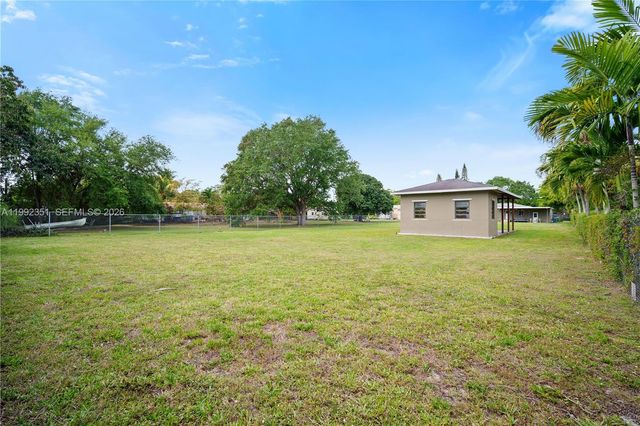 14031 NW 5th Avenue, Miami, FL 33168
