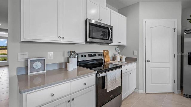 608 TAYLOR GROVES LANE, Lake Wales, FL 33853