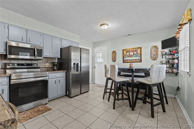 5915 Spinner Road, Hope Mills, NC 28348