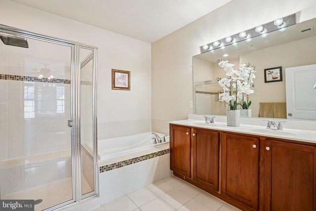 7706 CEDAR BRANCH DR, Gainesville, VA 20155