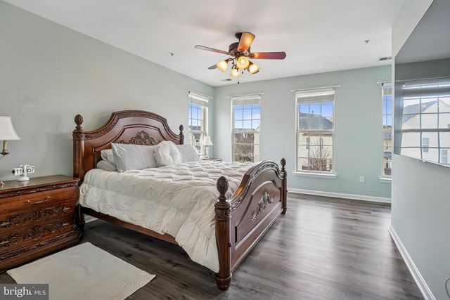 7706 CEDAR BRANCH DR, Gainesville, VA 20155