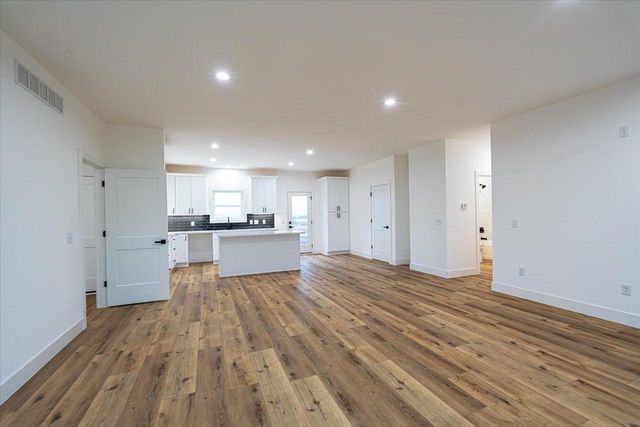 N6328 Psalms Way, Albany, WI 53502