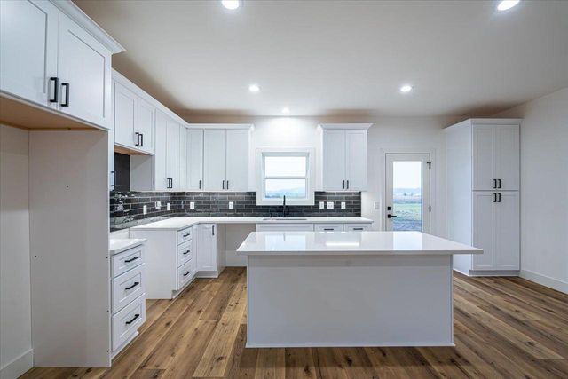 N6328 Psalms Way, Albany, WI 53502